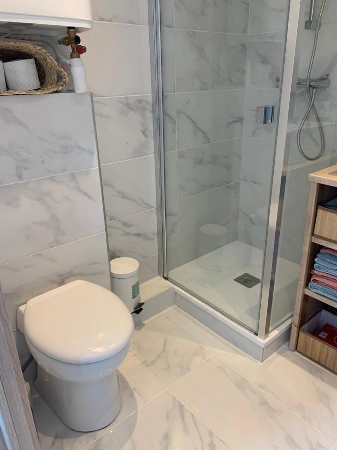 Studio Le Monroe Les Pieds Dans L'Eau 10 M De La Mer 라센느쉬르메르 외부 사진